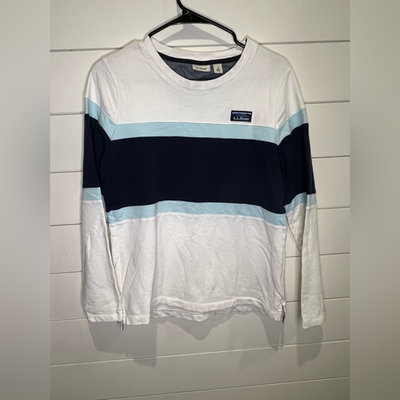 L.L. Bean Tops - L. L. Bean lightweight crewneck size small